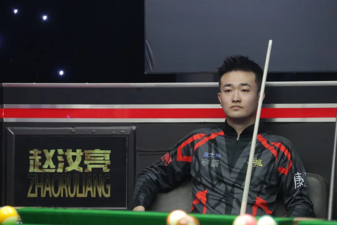 的主场气势 的主场气势