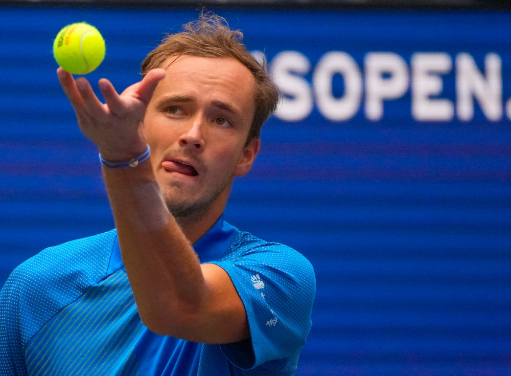 随着他继续 随着他继续